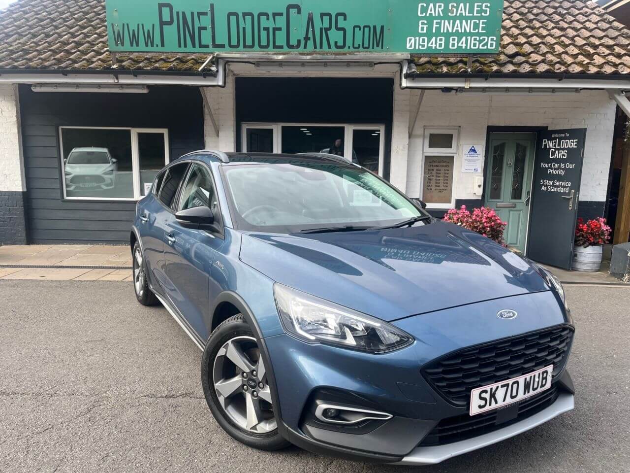 Pine Lodge Cars